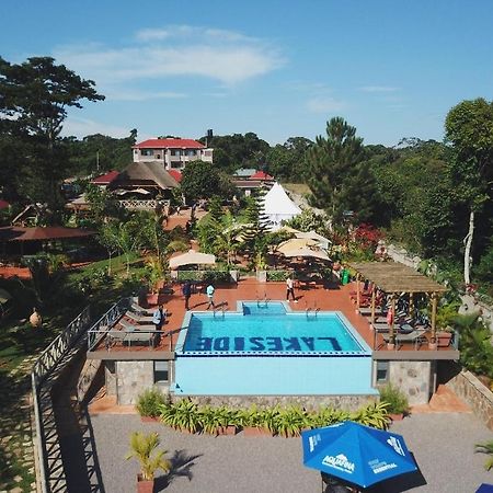 The Lakeside 恩德培 外观 照片